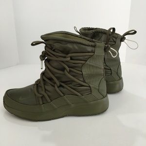 Women's Tanjun Insulated Green High Rise Boot
